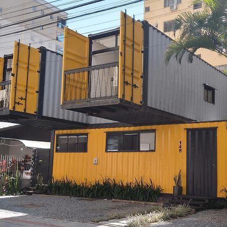 Aps Em Container Na Meia Praia, Itapema, Sc - Tetto Stays Экстерьер фото